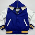 Kapuze Reißverschluss zu