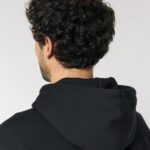 Cruiser 2.0_Black_Studio_Front_Detail_1